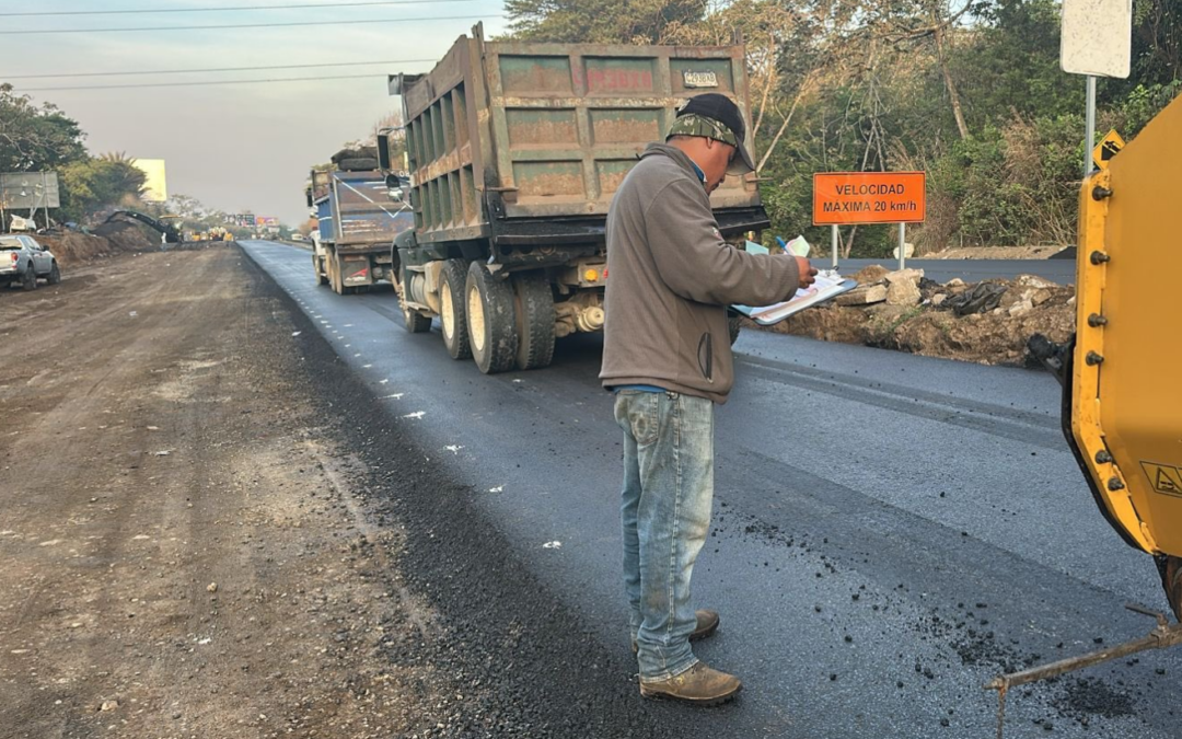 ¿Hasta qué punto es atribuible al presidente de la República de Guatemala la responsabilidad por el estado de la infraestructura de la red vial nacional?